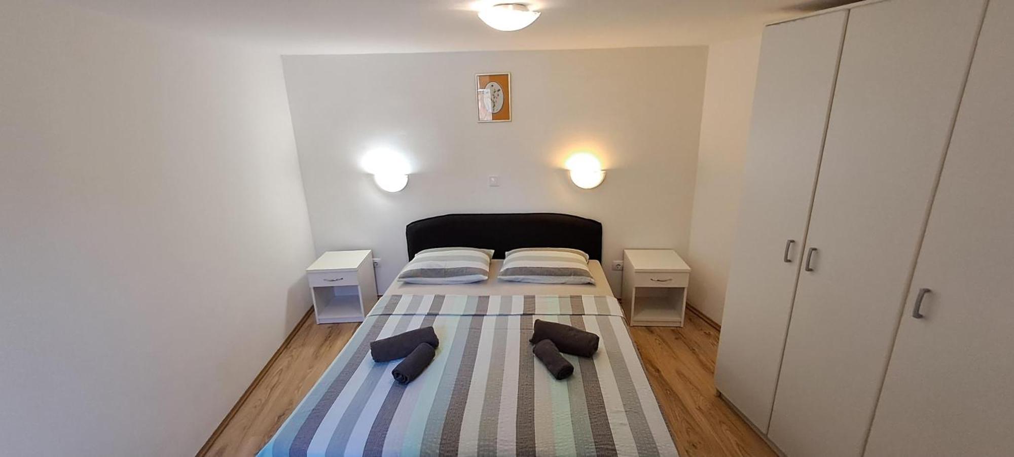 Holiday Houses Marta Ровинь Экстерьер фото
