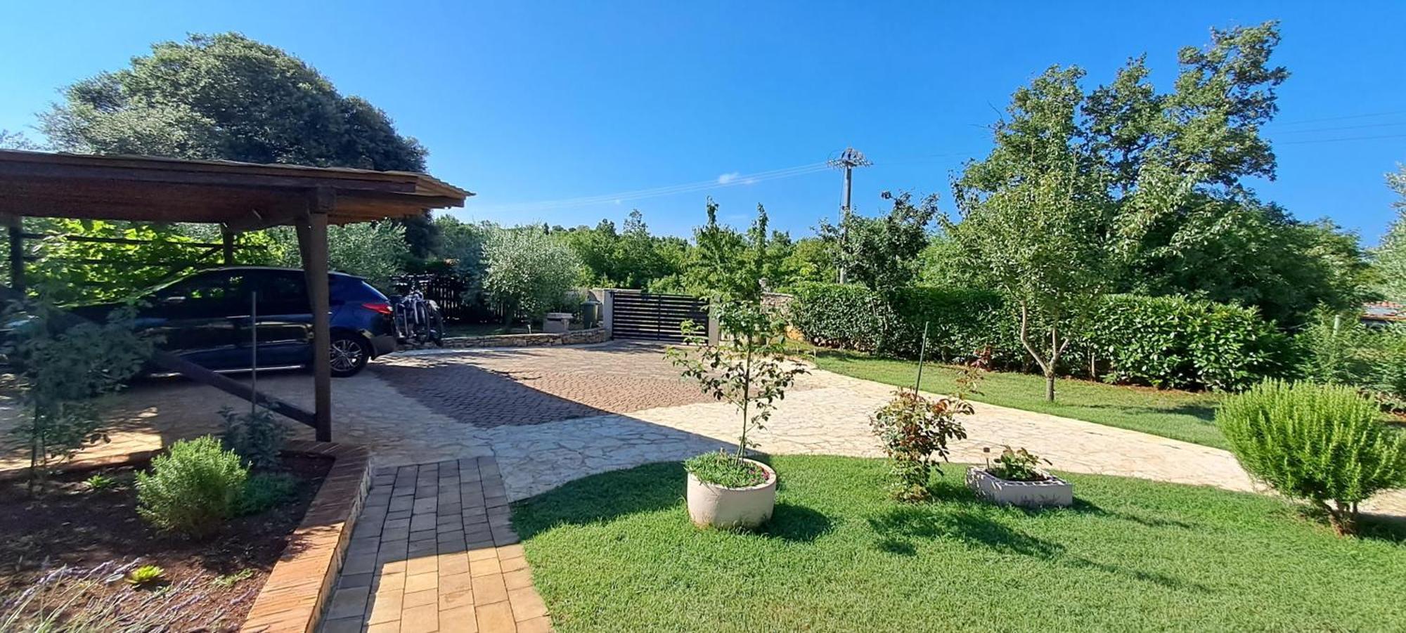 Holiday Houses Marta Ровинь Экстерьер фото